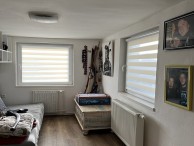 Roleta Den a Noc - kazetový lepící systém