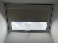 Roleta do střešních oken ROTO